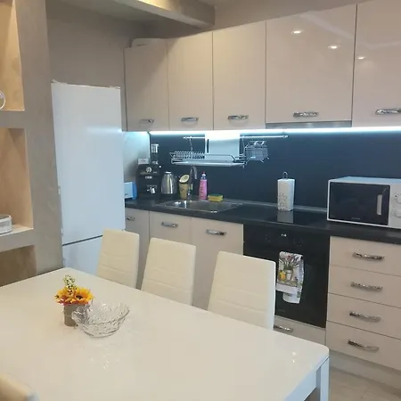 Sunshine Apartament *